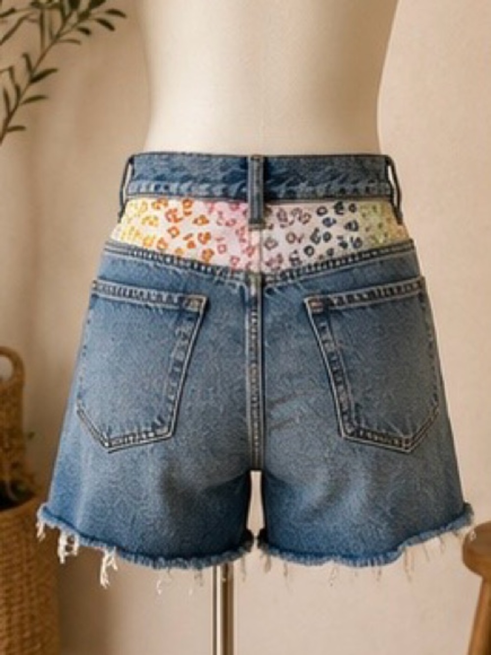 PacSun Ultra High Rise Vintage Denim Shorts 27 Floral Embroidered Yoke Raw Hem